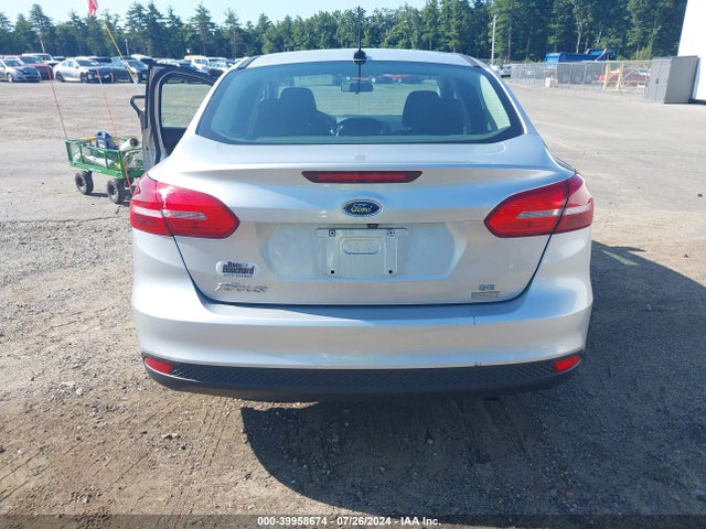 Ford FOCUS SE 2017 1FADP3FE5HL311232 Image 6