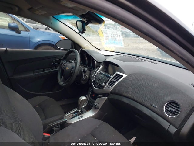 1G1PC5SB1F7188389 Chevrolet Cruze 1lt Auto