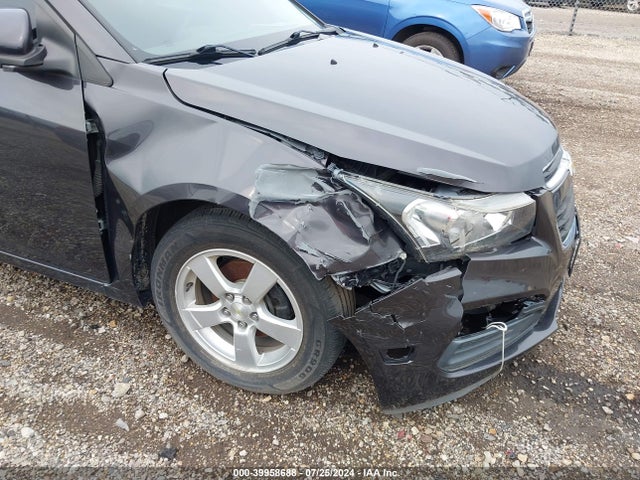 1G1PC5SB1F7188389 Chevrolet Cruze 1lt Auto