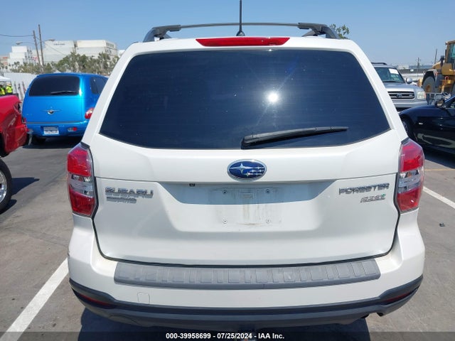 Subaru Forester 2.5i Premium 2015 JF2SJADCXFH820520 Image 17