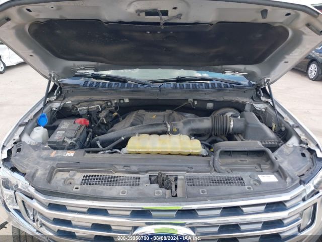 1FMJU1HT5KEA81723 Ford Expedition Xlt