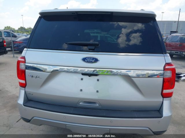 1FMJU1HT5KEA81723 Ford Expedition Xlt