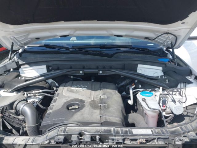WA1LFAFP5FA033319 Audi Q5 2.0t Premium