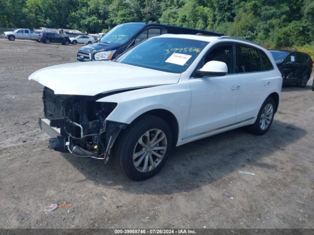 WA1LFAFP5FA033319 Audi Q5 2.0t Premium