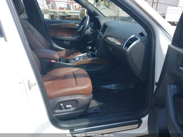 WA1LFAFP5FA033319 Audi Q5 2.0t Premium