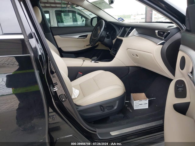 3PCAJ5M15LF118150 Infiniti Qx50 Luxe