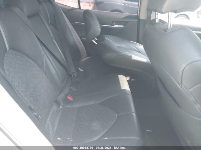 Toyota CAMRY XSE 2019 4T1B61HK2KU721785 Image 8