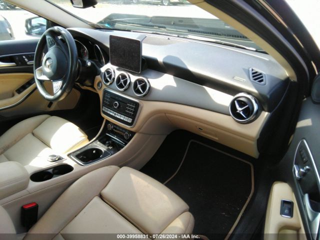 WDCTG4GB6JJ369653 Mercedes-Benz Gla 250 4matic