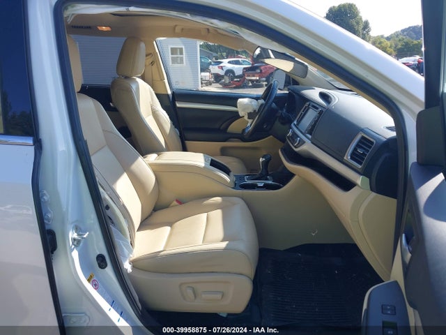 5TDJZRFH3KS626556 Toyota Highlander Xle