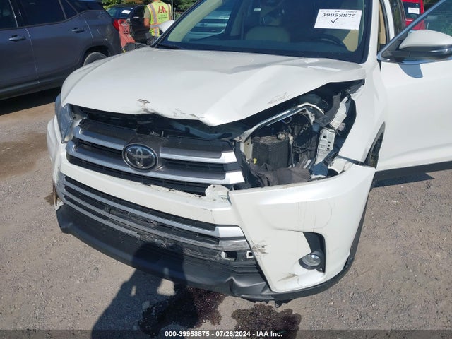 5TDJZRFH3KS626556 Toyota Highlander Xle