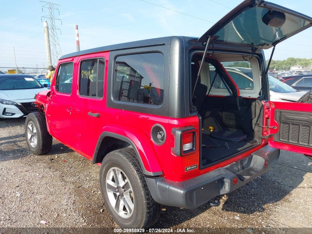 1C4HJXEG6JW155276 Jeep Wrangler Unlimited Sahara 4x4