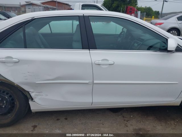 4T1BF1FK4GU999792 Toyota CAMRY LE