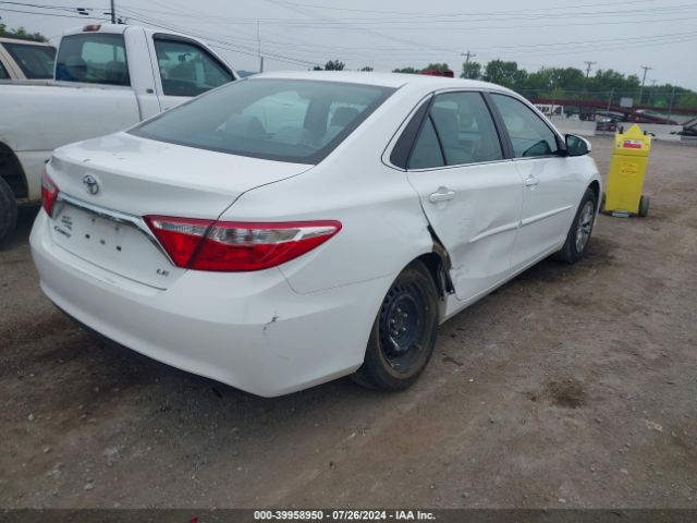 4T1BF1FK4GU999792 Toyota CAMRY LE