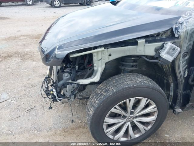 3VV2B7AX4JM154444 Volkswagen Tiguan 2.0t Se/2.0t Sel