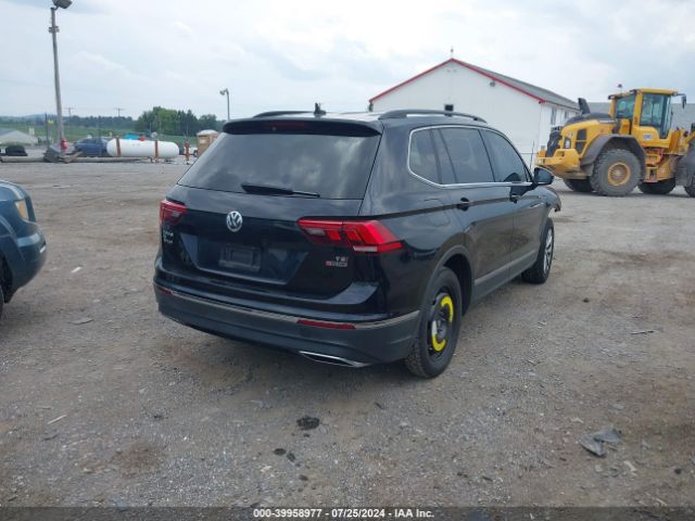 3VV2B7AX4JM154444 Volkswagen Tiguan 2.0t Se/2.0t Sel