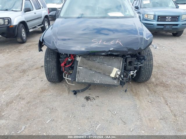 3VV2B7AX4JM154444 Volkswagen Tiguan 2.0t Se/2.0t Sel