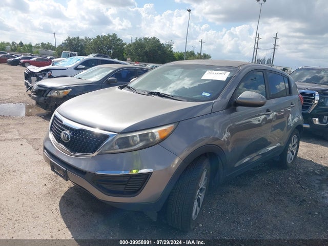 KIA Sportage Lx 2016 KNDPB3AC6G7809975 Image 2