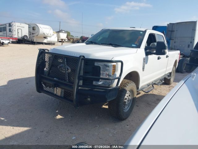 1FT7W3B68KEG46568 Ford F-350 Xl