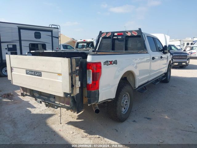 1FT7W3B68KEG46568 Ford F-350 Xl
