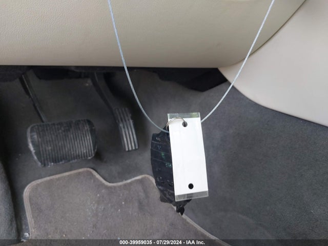 2011 JAGUAR XJ SAJWA1CB8BLV13736 Photo 10