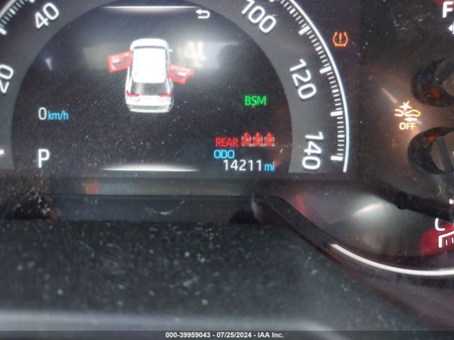 2T3A1RFVXRC412123 Toyota Rav4 Xle Premium