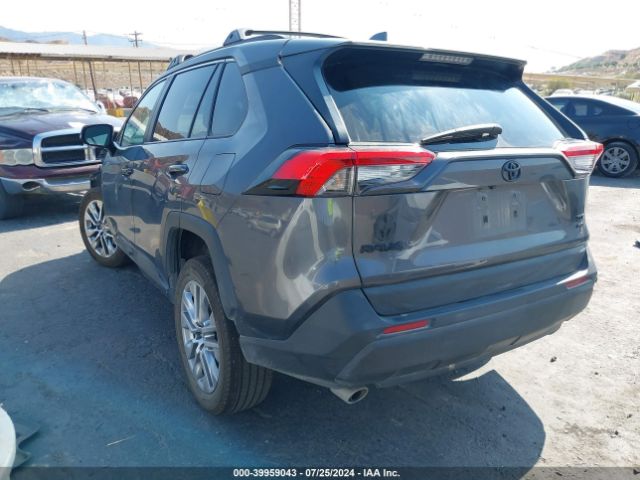 2T3A1RFVXRC412123 Toyota Rav4 Xle Premium