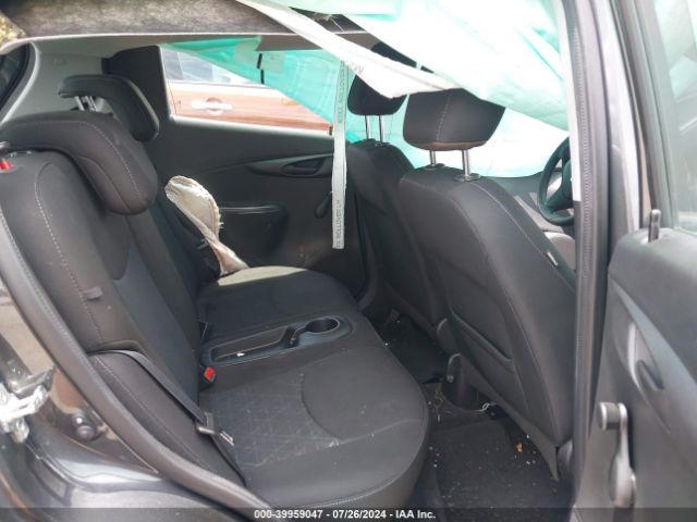 KL8CB6SA2NC004565 Chevrolet Spark Fwd Ls Automatic