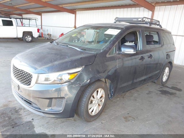 KIA SEDONA LX 2016 KNDMB5C16G6179469 Image 2