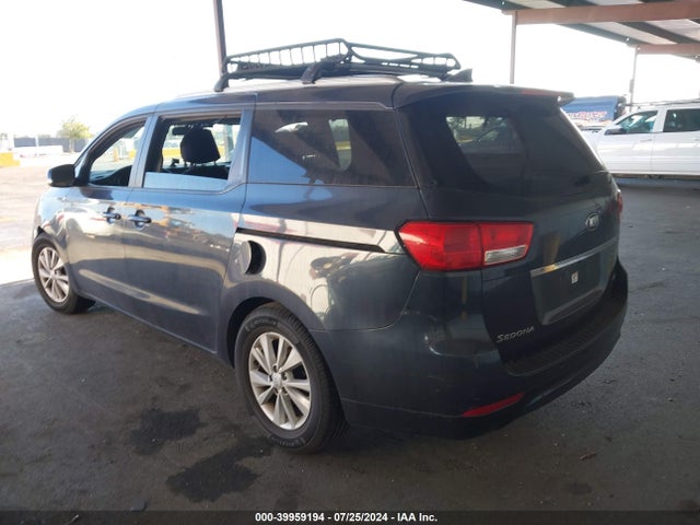 KIA SEDONA LX 2016 KNDMB5C16G6179469 Image 3