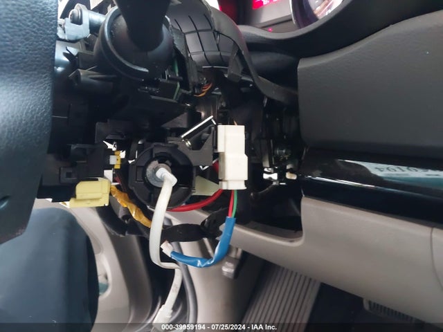 KIA SEDONA LX 2016 KNDMB5C16G6179469 Image 6