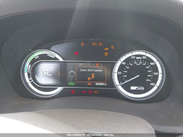 KNDCE3LC0H5056198 KIA Niro Touring