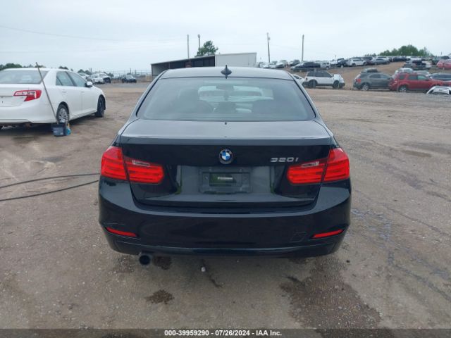 WBA3B1G58ENS81289 BMW 320i