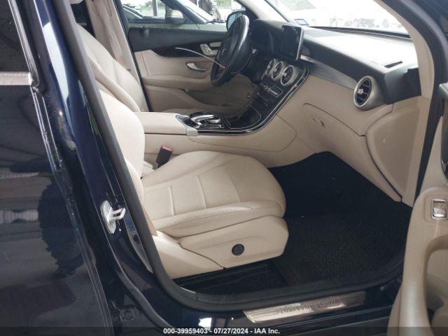 WDC0G4JBXGF031521 Mercedes-Benz GLC 300