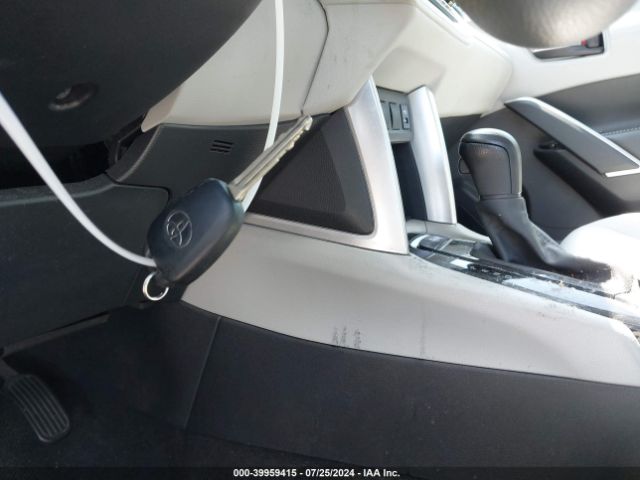7MUAAAAG8NV002995 Toyota Corolla Cross L