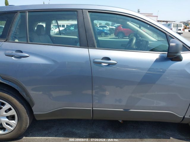 7MUAAAAG8NV002995 Toyota Corolla Cross L