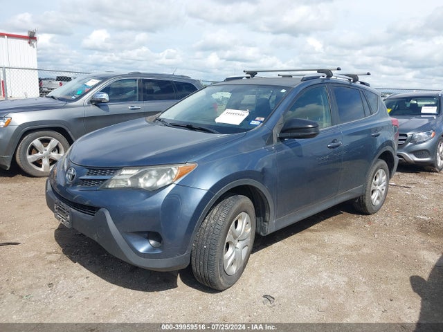Toyota RAV4 LE 2014 JTMZFREV4ED038913 Image 2
