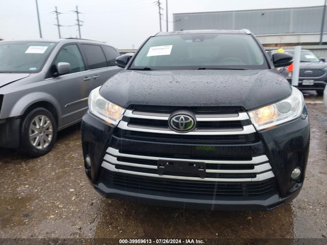 Toyota Highlander Xle 2017 5TDKZRFH7HS208188 Image 12