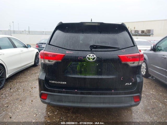 Toyota Highlander Xle 2017 5TDKZRFH7HS208188 Image 16