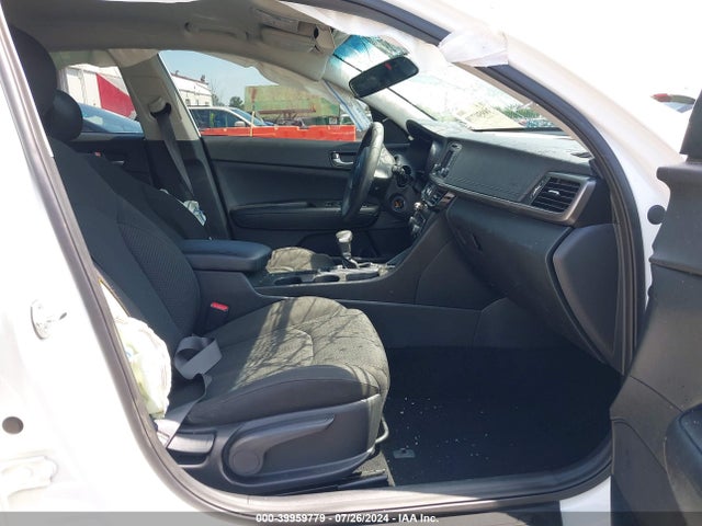KIA Optima Lx 2016 KNAGT4L30G5107014 Image 5