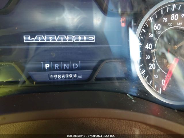 1C6SRFJT0KN636487 RAM 1500 Laramie  4x4 5'7 Box