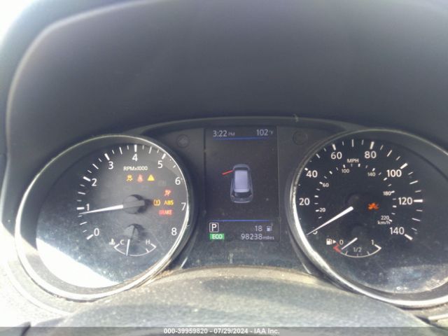 KNMAT2MT4JP548443 Nissan ROGUE SV