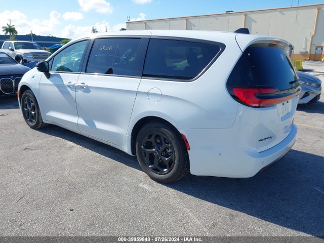 Chrysler Pacifica Hybrid Select 2024 2C4RC1S79RR124074 Image 3