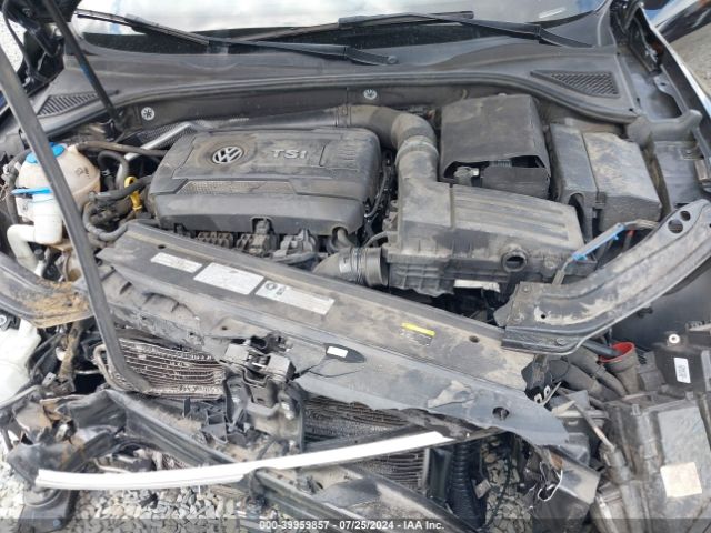 1VWGT7A33HC065035 Volkswagen Passat 1.8t Se