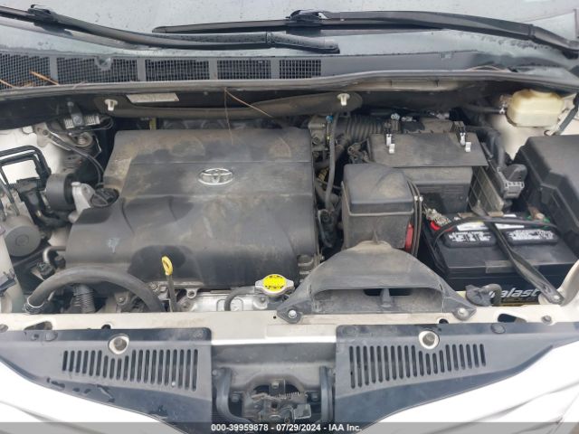 5TDYK3DC1FS672013 Toyota Sienna Limited Premium 7 Passenger
