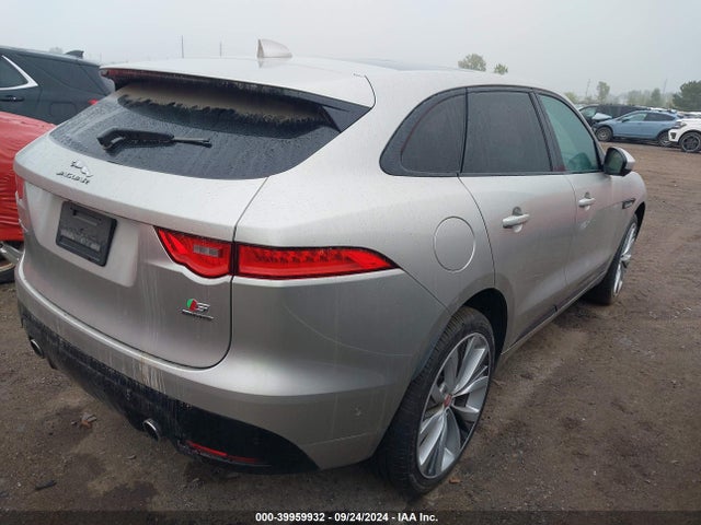 2017 JAGUAR F-PACE SADCM2BV2HA082751 Photo 3
