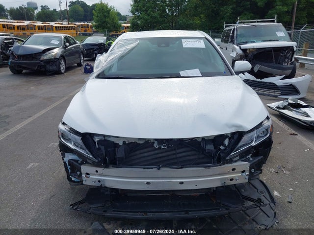 Toyota CAMRY LE 2022 4T1C11AK1NU698646 Image 13