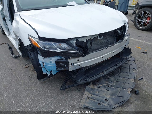 Toyota CAMRY LE 2022 4T1C11AK1NU698646 Image 18