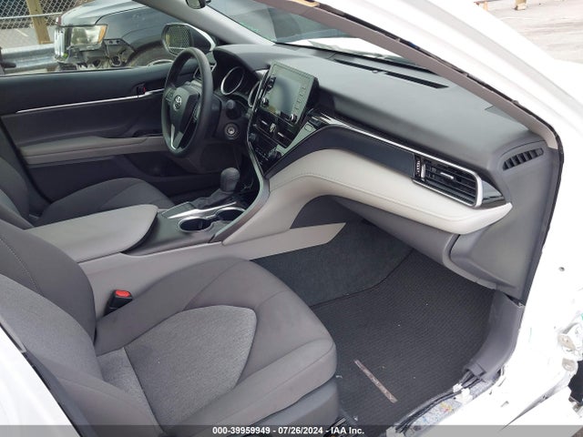 Toyota CAMRY LE 2022 4T1C11AK1NU698646 Image 5