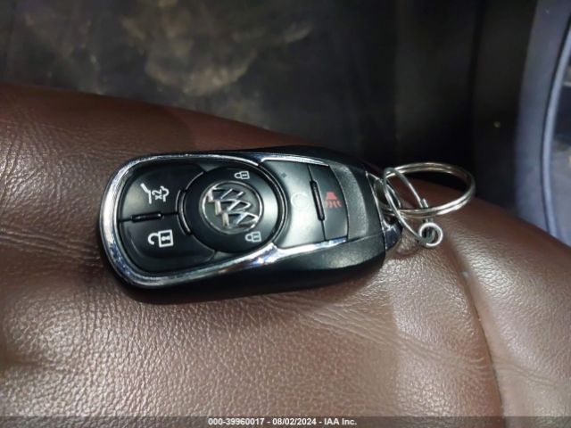 5GAEVCKW3JJ272534 Buick Enclave Avenir