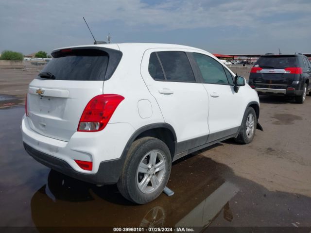 KL7CJKSM6NB525062 Chevrolet Trax Fwd Ls